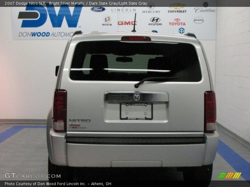 Bright Silver Metallic / Dark Slate Gray/Light Slate Gray 2007 Dodge Nitro SLT