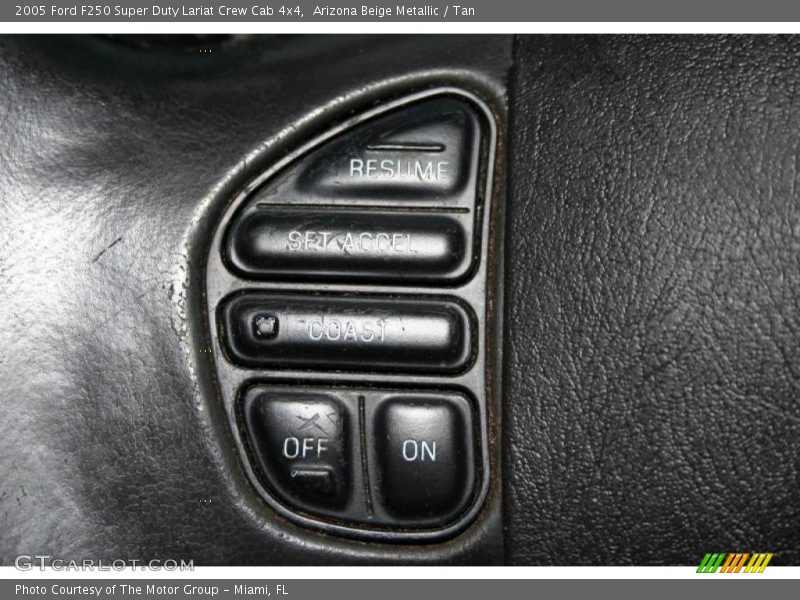 Arizona Beige Metallic / Tan 2005 Ford F250 Super Duty Lariat Crew Cab 4x4