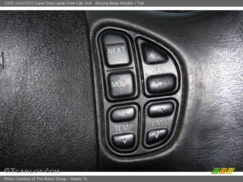 Arizona Beige Metallic / Tan 2005 Ford F250 Super Duty Lariat Crew Cab 4x4