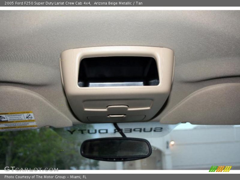 Arizona Beige Metallic / Tan 2005 Ford F250 Super Duty Lariat Crew Cab 4x4