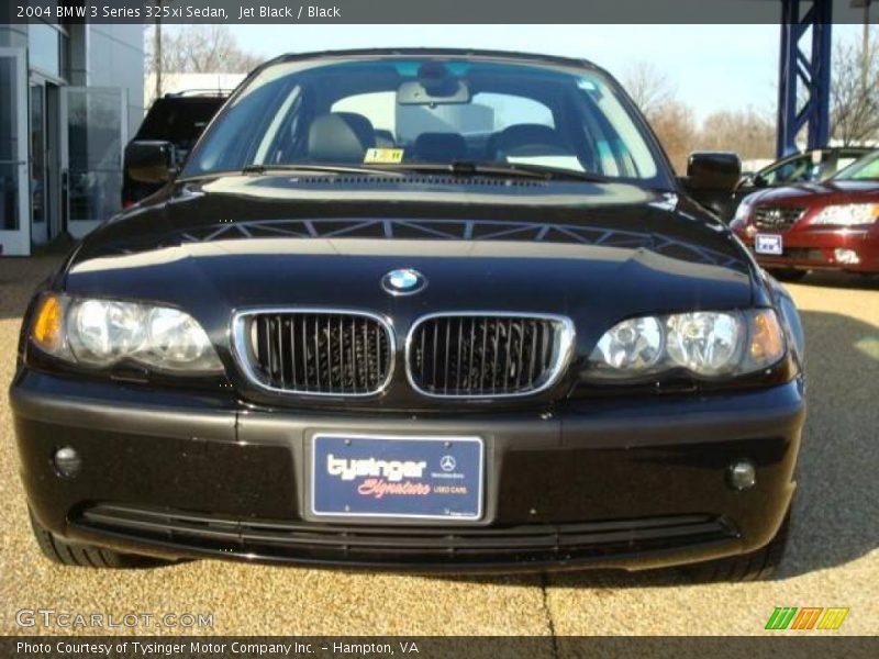 Jet Black / Black 2004 BMW 3 Series 325xi Sedan