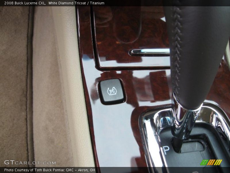 White Diamond Tricoat / Titanium 2008 Buick Lucerne CXL