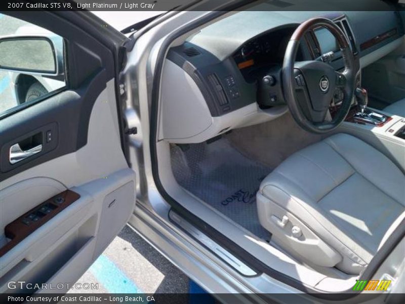 Light Platinum / Light Gray 2007 Cadillac STS V8