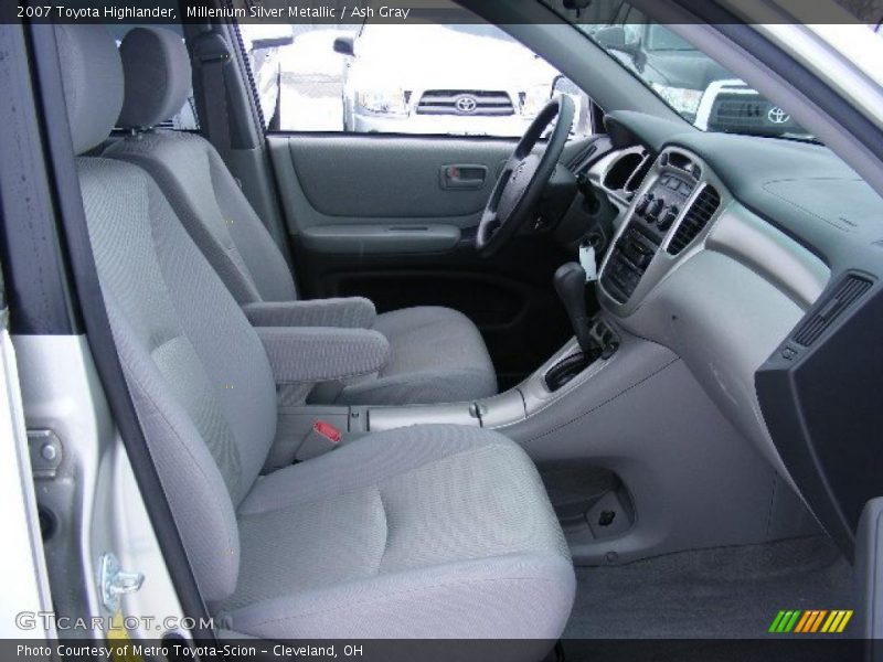 Millenium Silver Metallic / Ash Gray 2007 Toyota Highlander