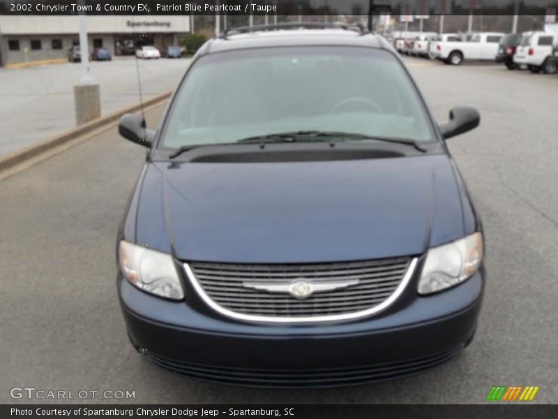Patriot Blue Pearlcoat / Taupe 2002 Chrysler Town & Country EX