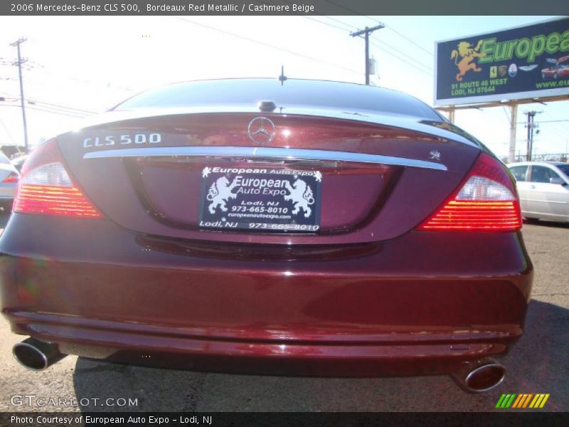 Bordeaux Red Metallic / Cashmere Beige 2006 Mercedes-Benz CLS 500