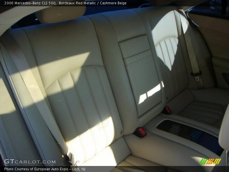 Bordeaux Red Metallic / Cashmere Beige 2006 Mercedes-Benz CLS 500