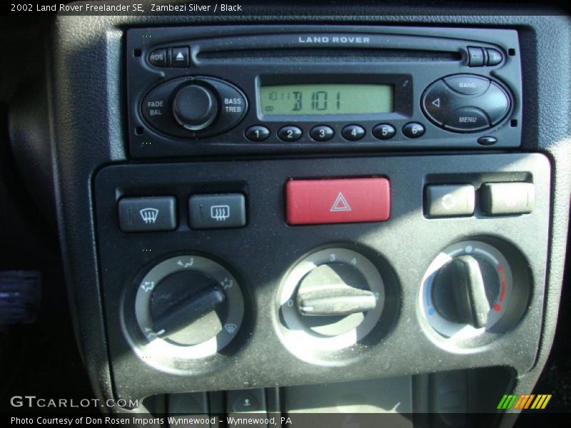 Zambezi Silver / Black 2002 Land Rover Freelander SE