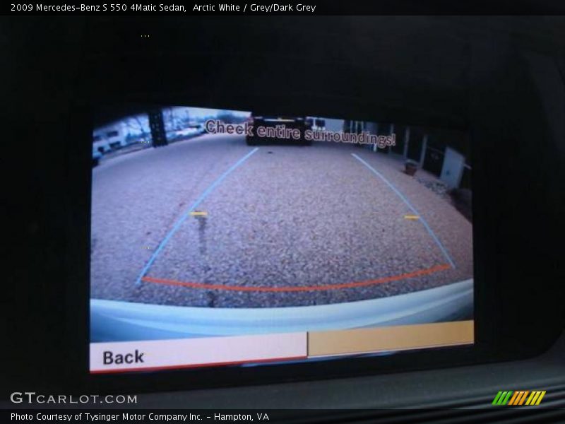 Arctic White / Grey/Dark Grey 2009 Mercedes-Benz S 550 4Matic Sedan