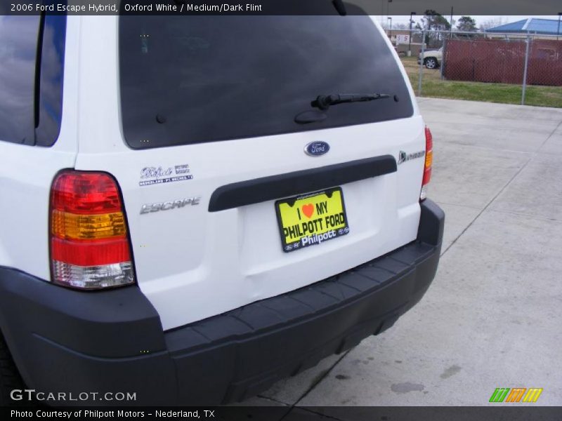 Oxford White / Medium/Dark Flint 2006 Ford Escape Hybrid