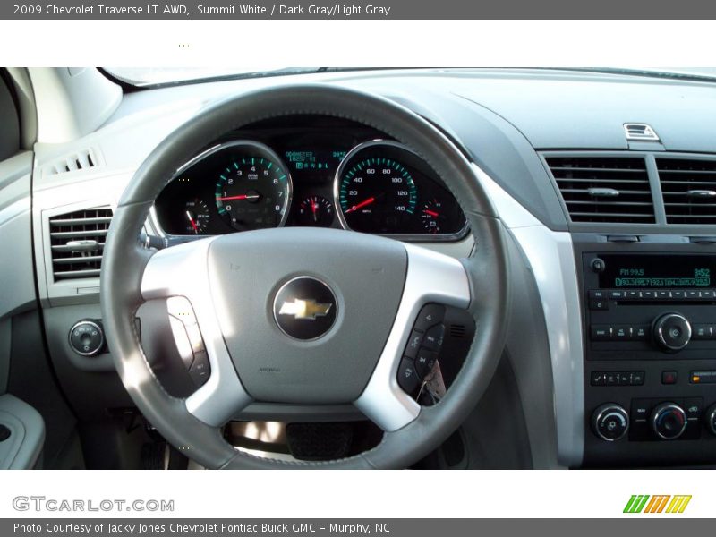 Summit White / Dark Gray/Light Gray 2009 Chevrolet Traverse LT AWD
