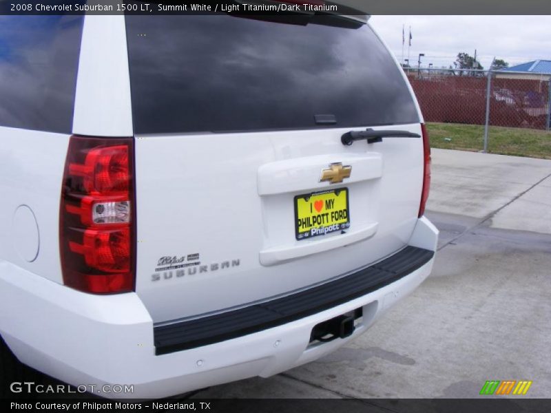 Summit White / Light Titanium/Dark Titanium 2008 Chevrolet Suburban 1500 LT