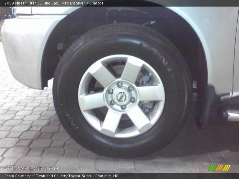 Radiant Silver / Charcoal 2009 Nissan Titan SE King Cab