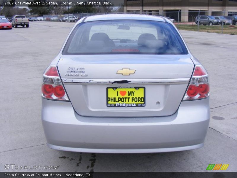 Cosmic Silver / Charcoal Black 2007 Chevrolet Aveo LS Sedan