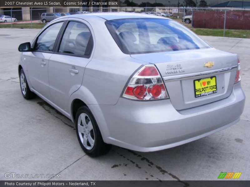 Cosmic Silver / Charcoal Black 2007 Chevrolet Aveo LS Sedan