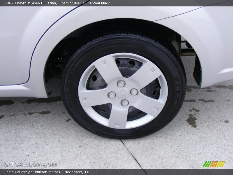 Cosmic Silver / Charcoal Black 2007 Chevrolet Aveo LS Sedan