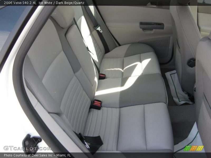 Ice White / Dark Beige/Quartz 2006 Volvo S40 2.4i
