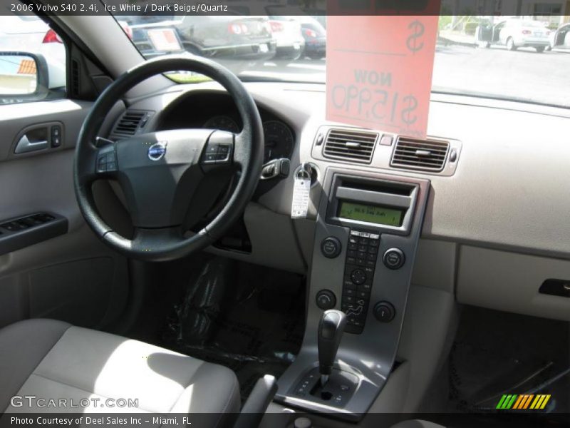 Ice White / Dark Beige/Quartz 2006 Volvo S40 2.4i