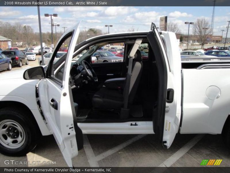 Arctic White / Slate 2008 Mitsubishi Raider LS Extended Cab