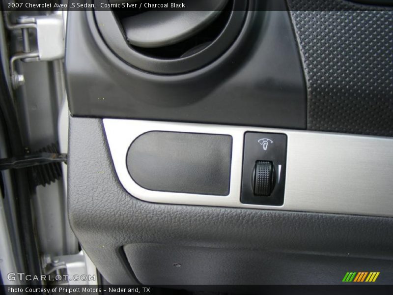 Cosmic Silver / Charcoal Black 2007 Chevrolet Aveo LS Sedan