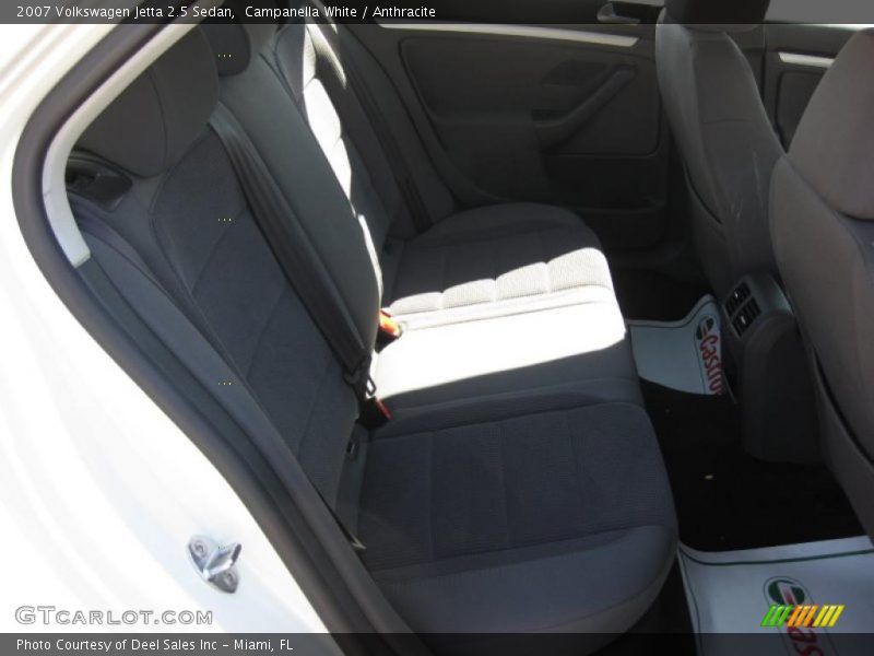 Campanella White / Anthracite 2007 Volkswagen Jetta 2.5 Sedan