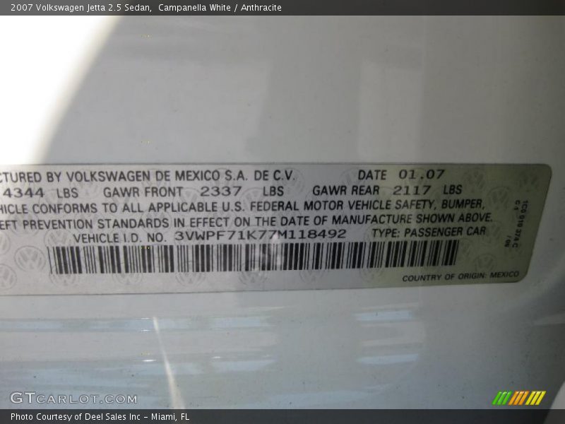 Campanella White / Anthracite 2007 Volkswagen Jetta 2.5 Sedan