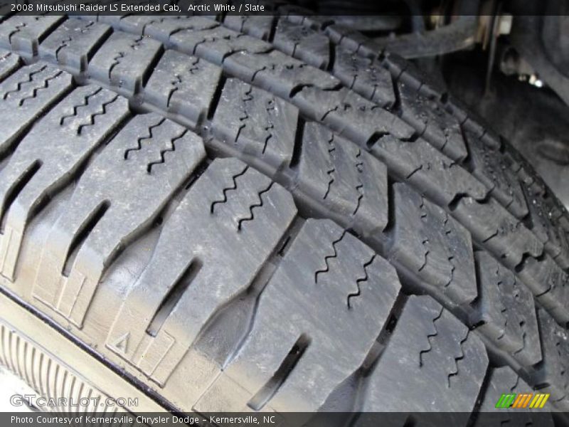 Arctic White / Slate 2008 Mitsubishi Raider LS Extended Cab