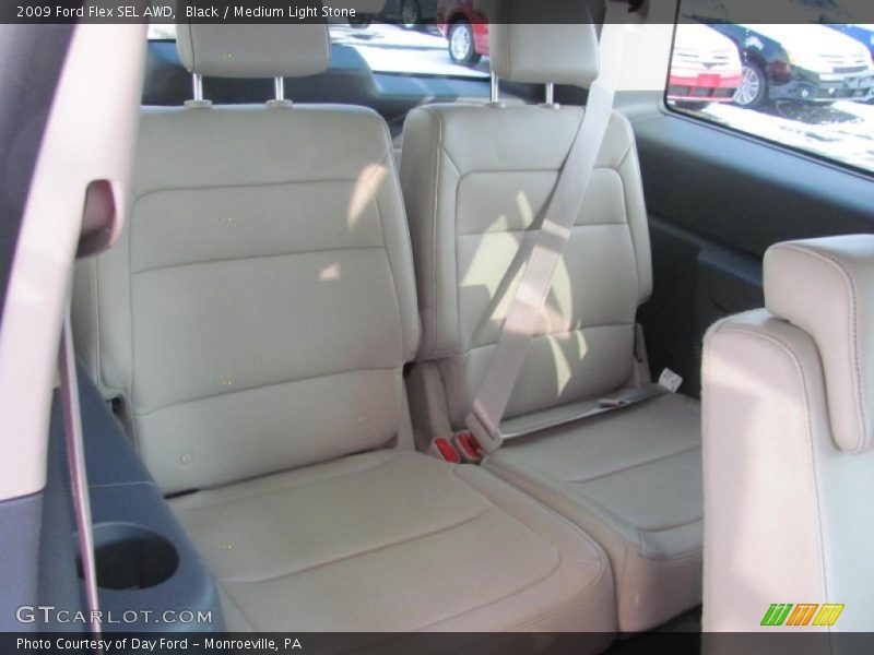 Black / Medium Light Stone 2009 Ford Flex SEL AWD