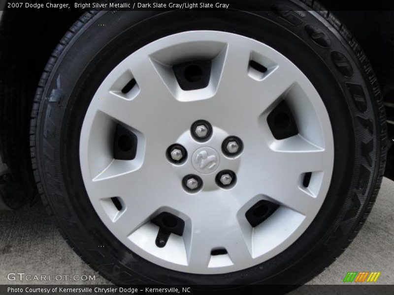 Bright Silver Metallic / Dark Slate Gray/Light Slate Gray 2007 Dodge Charger