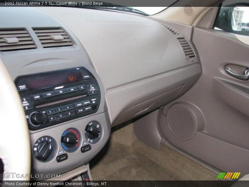 Cloud White / Blond Beige 2002 Nissan Altima 2.5 SL