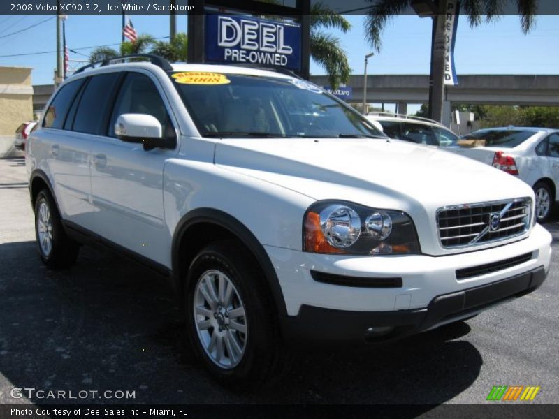 Ice White / Sandstone 2008 Volvo XC90 3.2