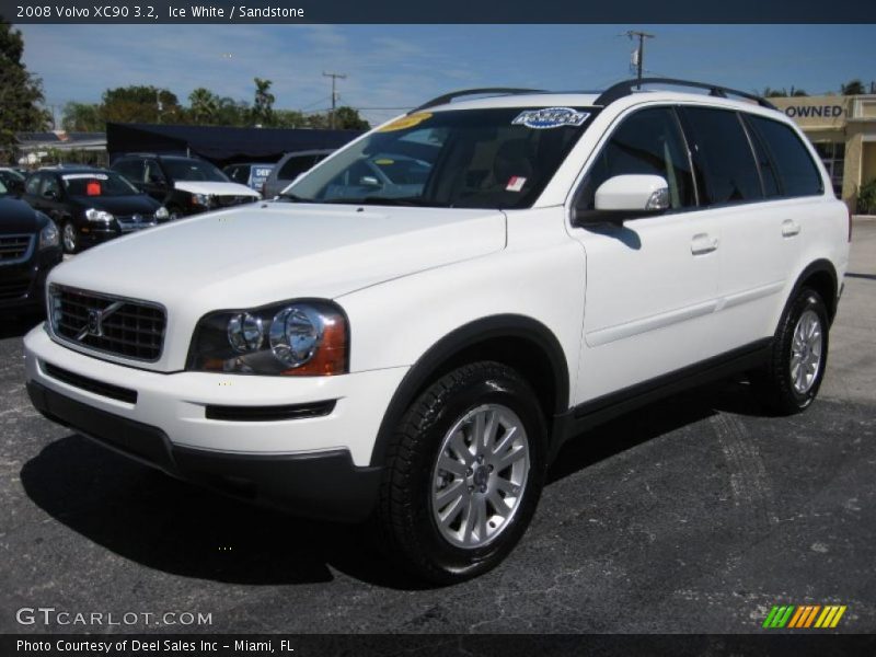 Ice White / Sandstone 2008 Volvo XC90 3.2