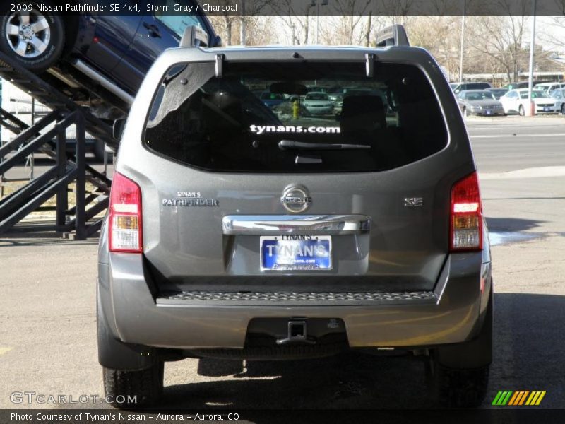 Storm Gray / Charcoal 2009 Nissan Pathfinder SE 4x4