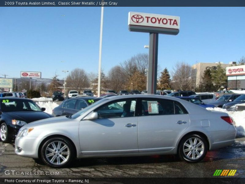 Classic Silver Metallic / Light Gray 2009 Toyota Avalon Limited