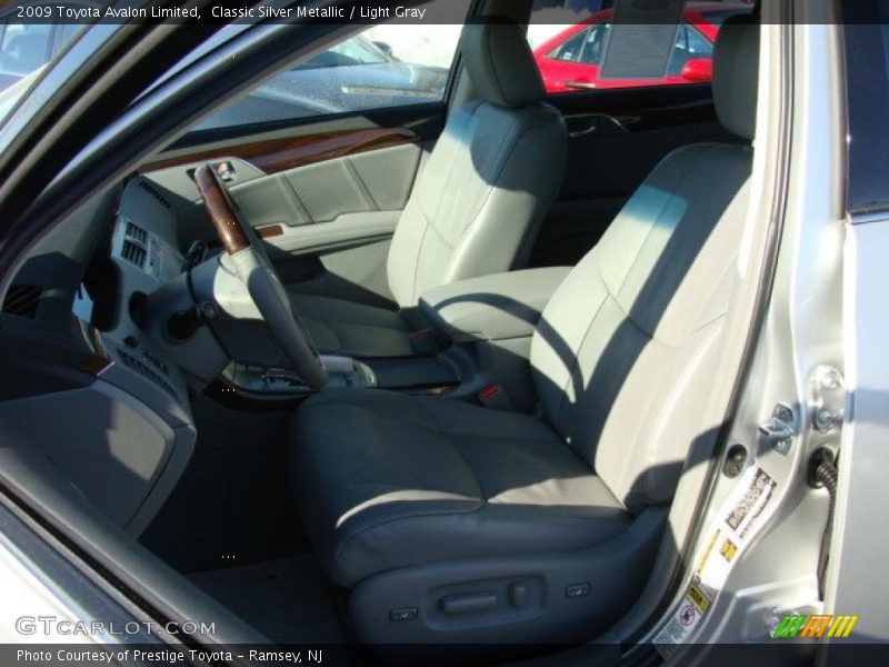Classic Silver Metallic / Light Gray 2009 Toyota Avalon Limited