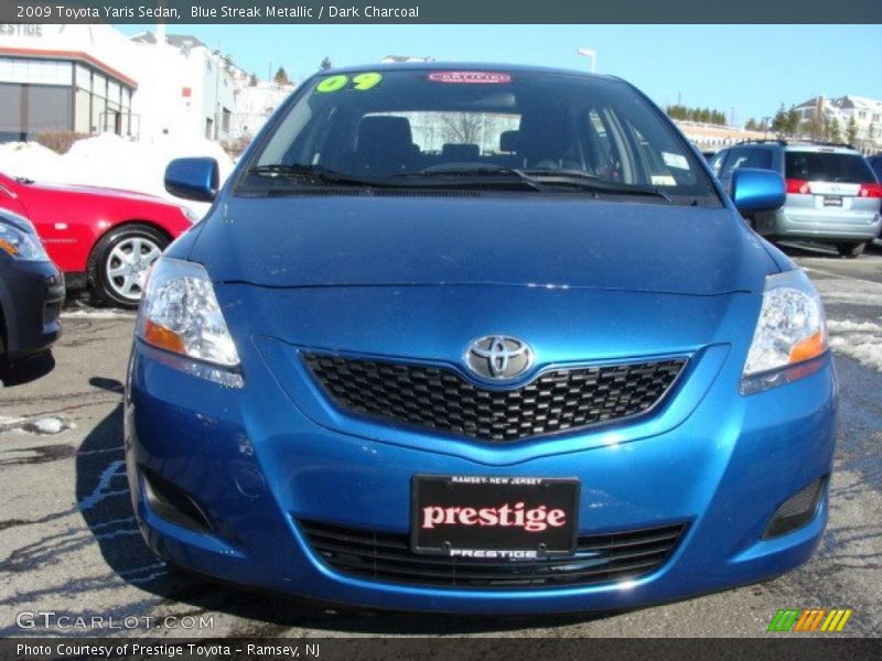 Blue Streak Metallic / Dark Charcoal 2009 Toyota Yaris Sedan
