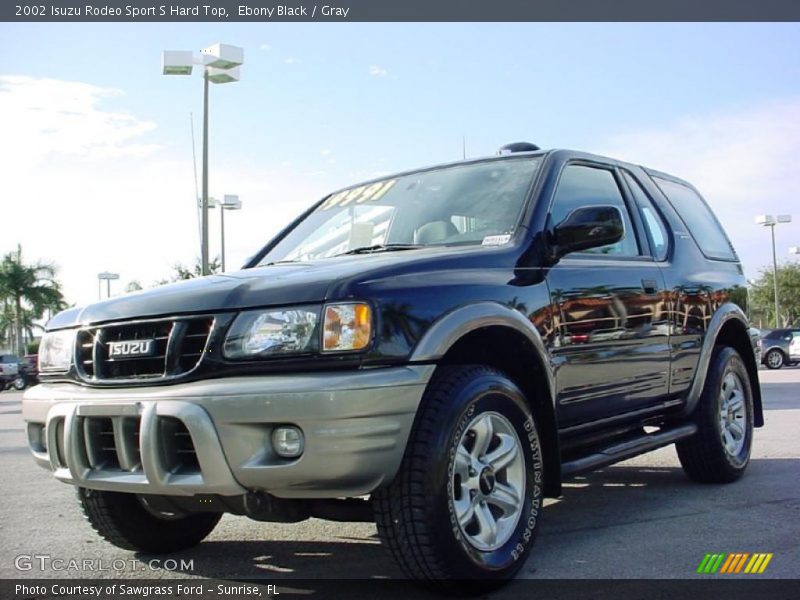 Ebony Black / Gray 2002 Isuzu Rodeo Sport S Hard Top