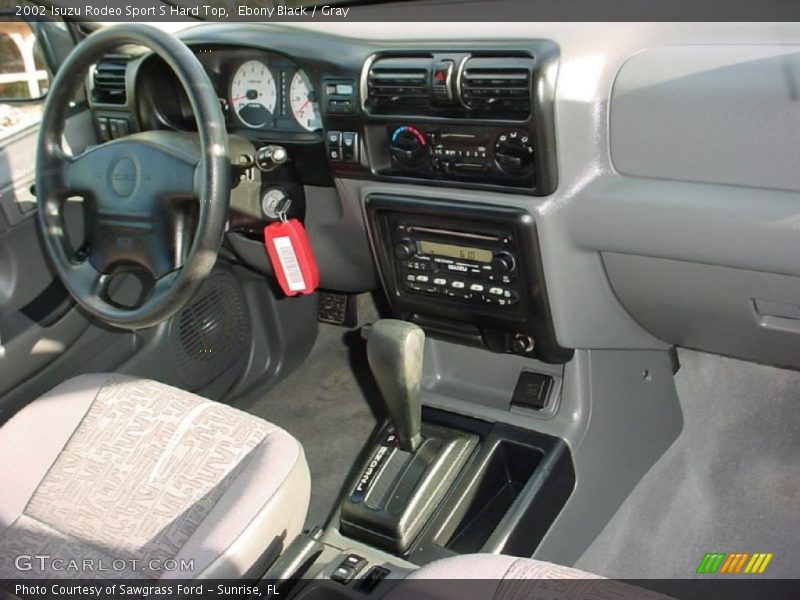 Ebony Black / Gray 2002 Isuzu Rodeo Sport S Hard Top