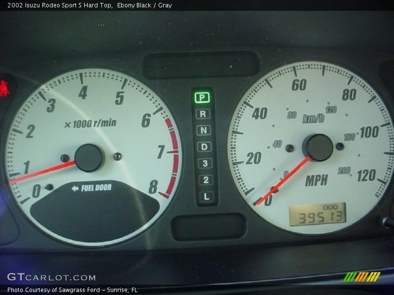 Ebony Black / Gray 2002 Isuzu Rodeo Sport S Hard Top