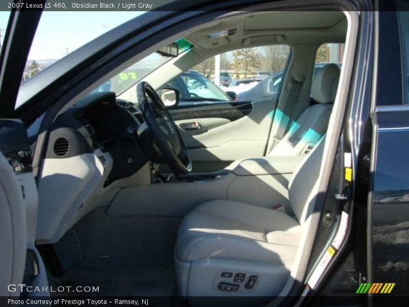 Obsidian Black / Light Gray 2007 Lexus LS 460
