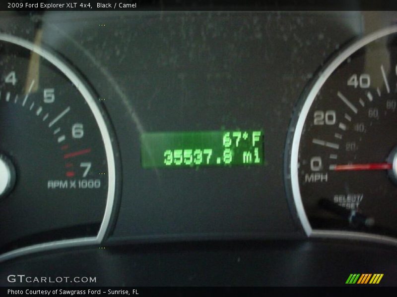 Black / Camel 2009 Ford Explorer XLT 4x4