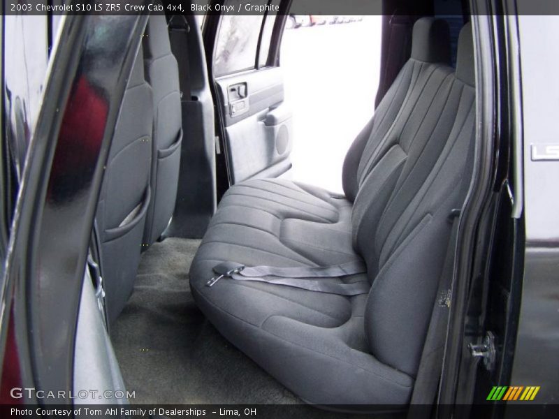 Black Onyx / Graphite 2003 Chevrolet S10 LS ZR5 Crew Cab 4x4
