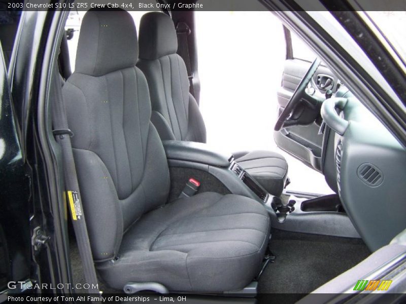 Black Onyx / Graphite 2003 Chevrolet S10 LS ZR5 Crew Cab 4x4
