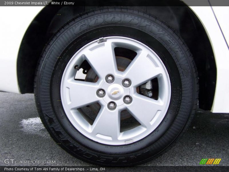 White / Ebony 2009 Chevrolet Impala LT