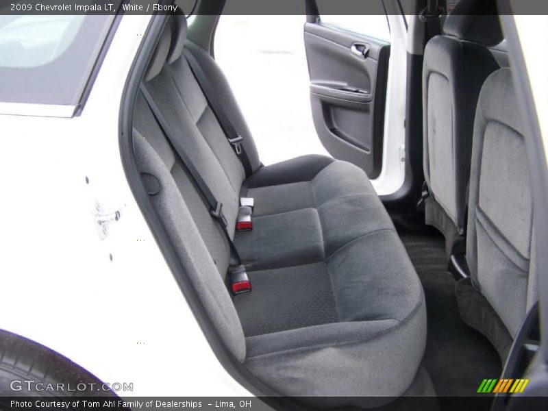 White / Ebony 2009 Chevrolet Impala LT