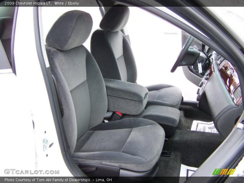 White / Ebony 2009 Chevrolet Impala LT