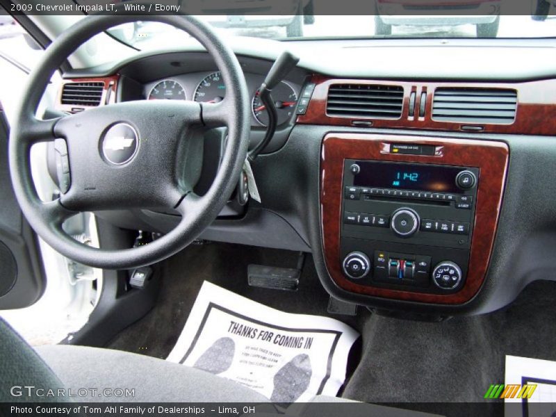 White / Ebony 2009 Chevrolet Impala LT