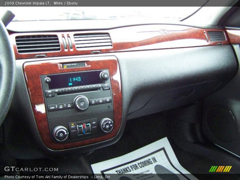 White / Ebony 2009 Chevrolet Impala LT