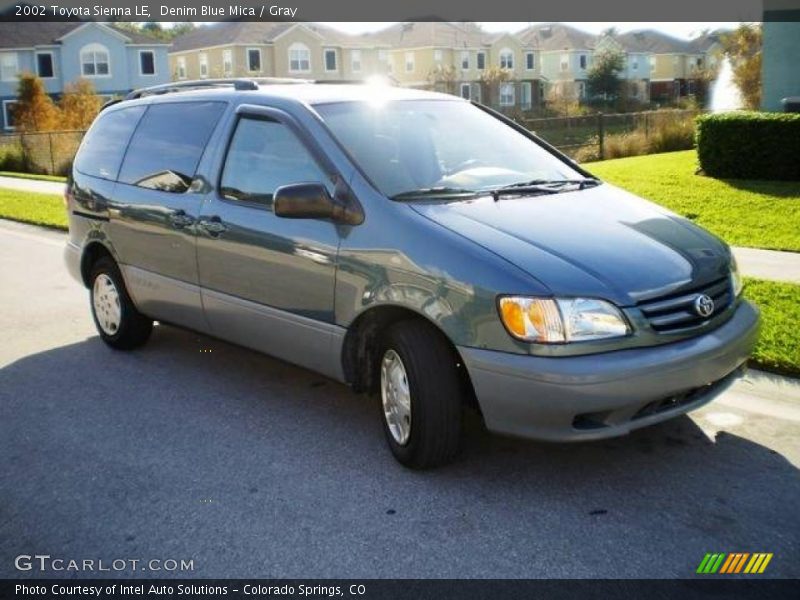 Denim Blue Mica / Gray 2002 Toyota Sienna LE