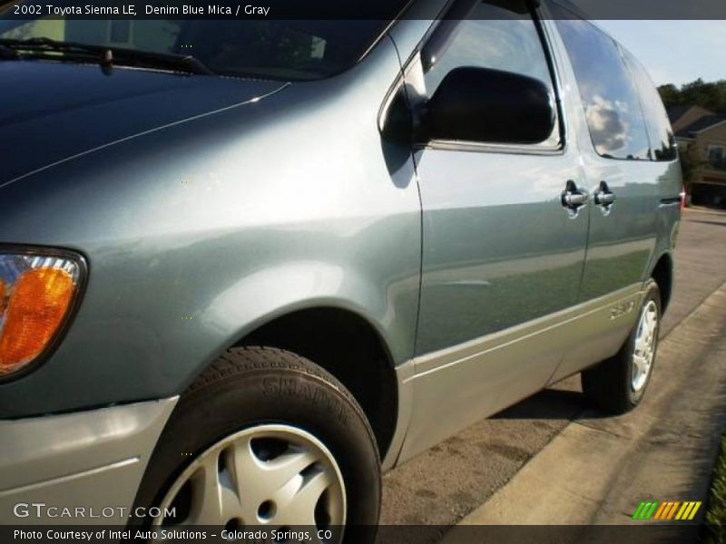 Denim Blue Mica / Gray 2002 Toyota Sienna LE